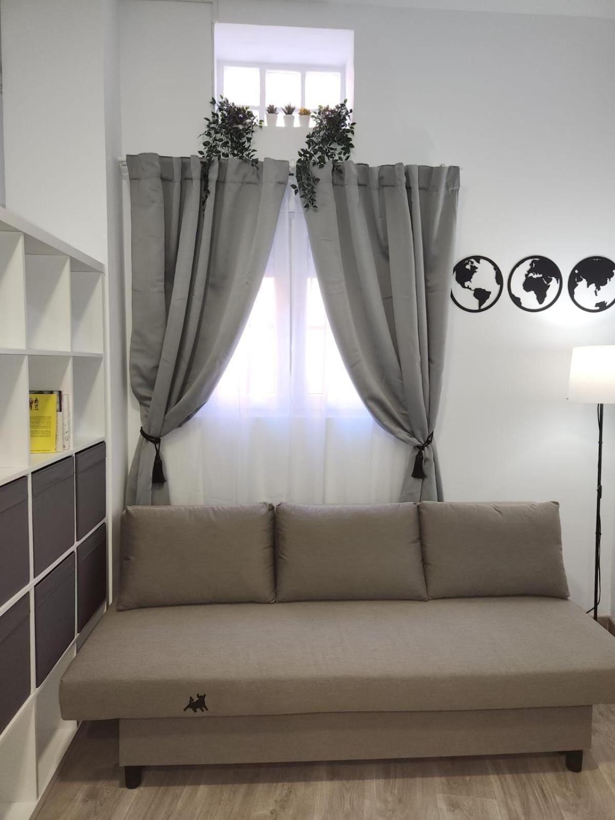 Plan B Madrid Vallecas Exterior photo
